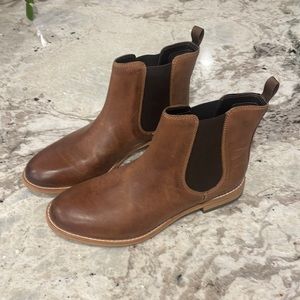Never worn Clarks ankle boots